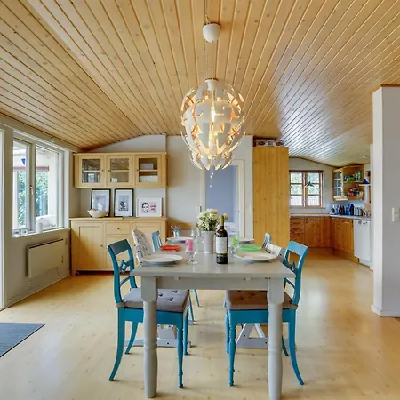 Monja - 350m From The Sea By Interhome Bøtø By